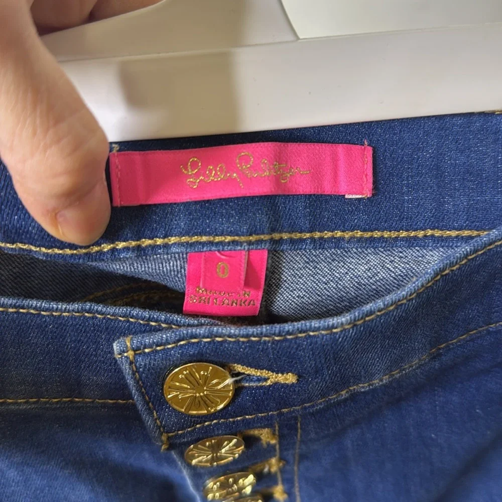 High-Rise Wide Leg Women’s Jeans in Dark Blue - Picture 5 of 5